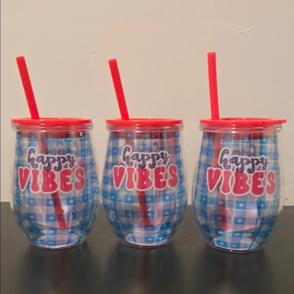 NWT 3- Happy Vibes Blue and Red Party tumbler Cups with straws